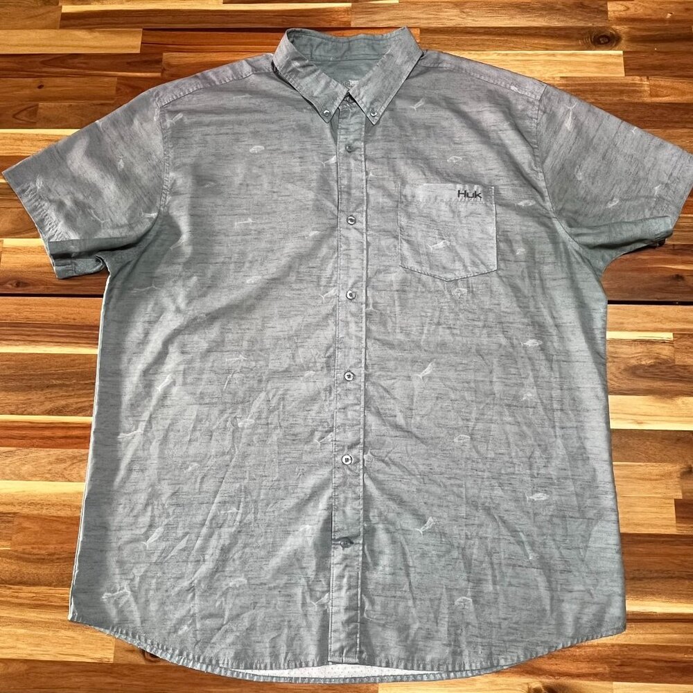 Huk Performance Fabric Fishing Shirt Mens Size XXL Short Sleeve Button Up Pocket
